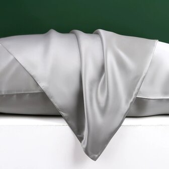 Linnen &amp; Silk OEKO-TEX Standard 100 22 Momme 100% 6A Pure Silk Pillowcase - Silver