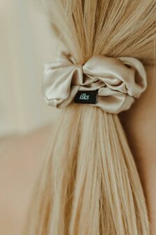 ilks Silk Scrunchie Groot - Beige