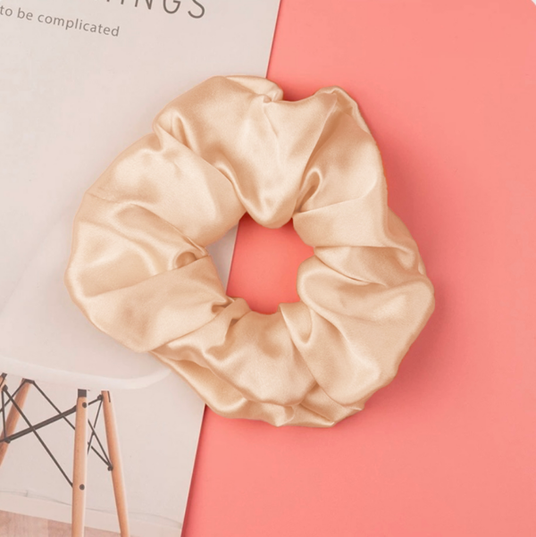 Linnen & Silk 19 Momme Silk Chique Scrunchie 6CM L - Satin Champagne